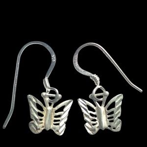 925 Sterling Silver 🦋Butterfly 🦋dangling earrin